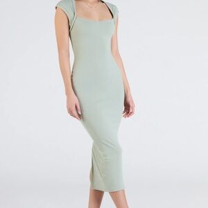 Windsor Cute Ease Cap Sleeve Cutout Midi Dress